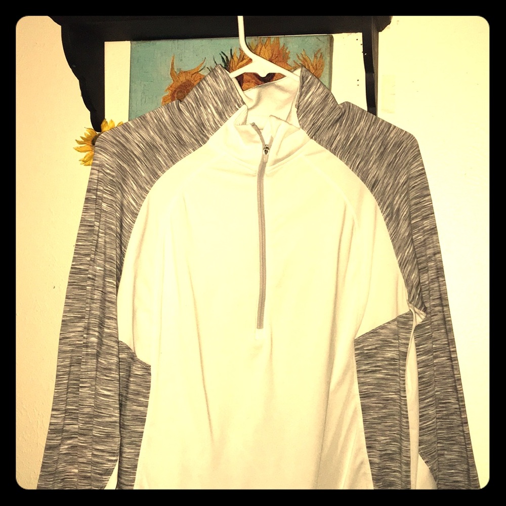 White exercise light long sleeve quarter zip